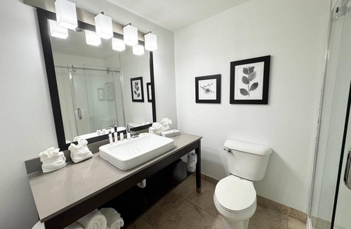 Port Charlotte - Charlotte Harbor Hotel | Country Inn & Suites by Radisson, Port Charlotte, FL