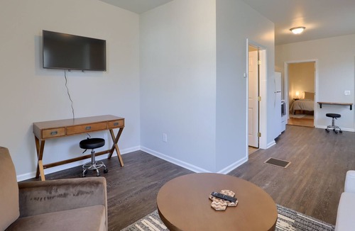 Middletown House | Cozy 1 bedroom Apartment-- 15 minutes form Hershey!