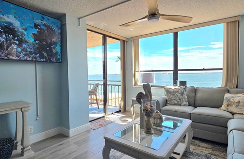 Casa del Mar Condo | Cozy 1-bedroom condo with spectacular view, WiFi, AC in welcoming St. Pete