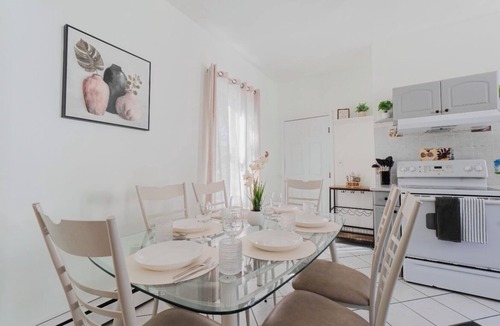 East Somerville Apartment | Cozy 4BR near Boston+gameroom