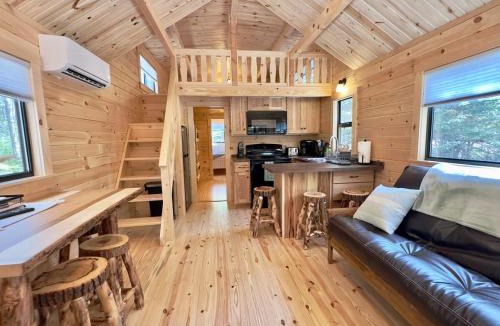 Steuben House | Cozy Coastal Cabin 2