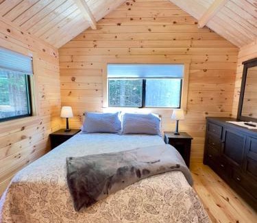 Steuben House | Cozy Coastal Cabin 3