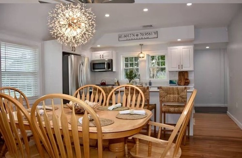 Dartmouth Cottage | Cozy coastal cottage in Padanaram Village