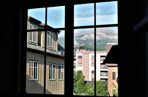 Peak 9 Condo | Cozy Condo in family friendly Main Street Station - Downtown Breckenridge