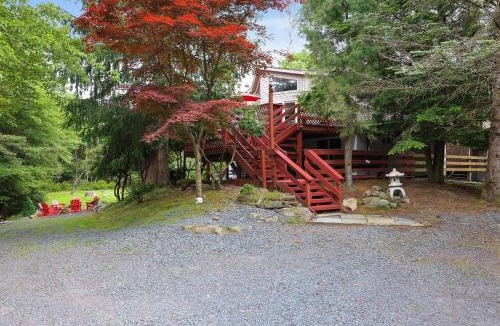 Long Pond Villa | Cozy cottage in the heart of pocono