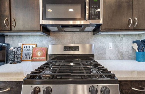 Garden City House | Cozy Getaway Near Eagle!