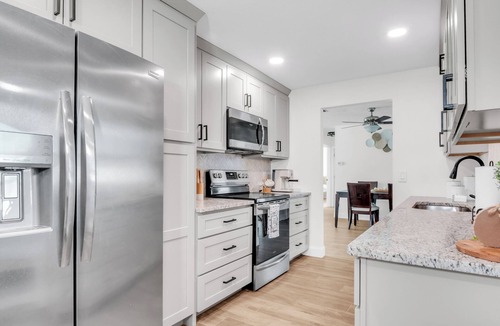Oldsmar House | Cozy Home Near the Bay with Private Pool