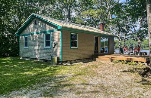 Mariaville House | Cozy lakefront cabin with amazing views, deck, firepit, & water access