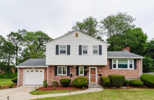 Randolph Apartment | Cozy & Private 4BR Randolph Home - Near I-93 & Route - Pet-Friendly 17