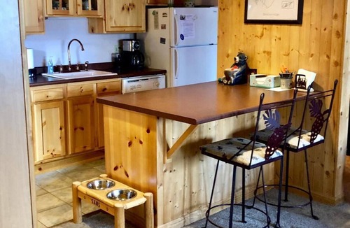 Peak 8 Condo | Cozy Ski Condo at Peak Eight