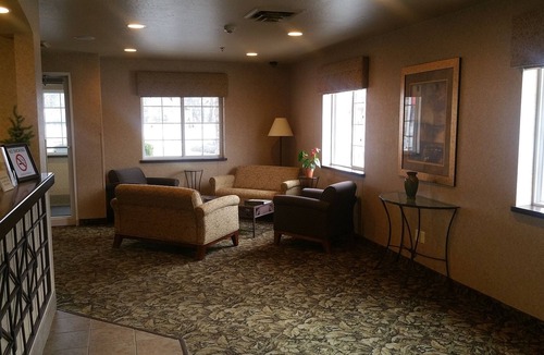 Crivitz Hotel | Crivitz Lodge