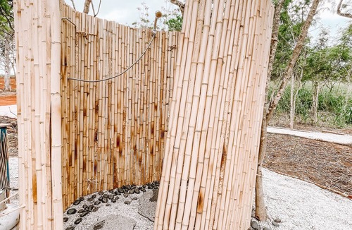 Waialee House | Cute Off Grid Bell Tent with WIFI - 5 min from Haleiwa!