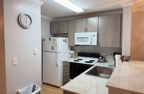 Little River Condo | D2 Bishop on the Green 2 BR 2 BA Condo Golf Course