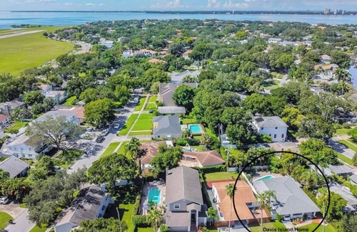 Davis Islands House | Davis Islands Oasis | 3BR Beachy Retreat w/Pool