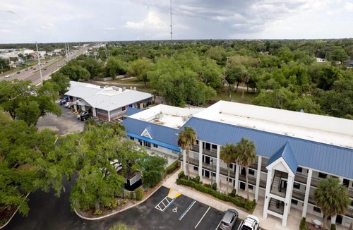 Port Charlotte Hotel | Days Inn by Wyndham Port Charlotte Town Center