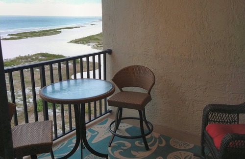 Sand Key Condo | Directly on the Beach! Book a week in Aug & get up to 7 days free!