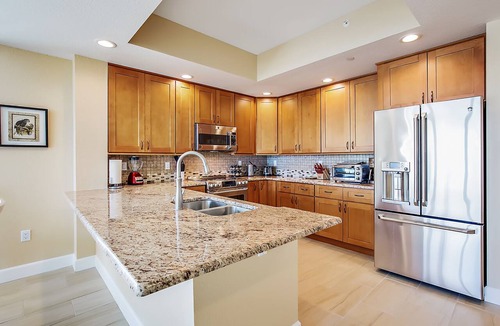 Indian Shores Condo | DOLPHIN KEY 206 3 BED 2 BATH CONDO ACROSS FROM THE BEACH - AVAILABLE MARCH 2026