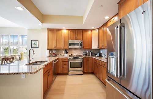 Indian Shores Condo | DOLPHIN KEY 206 3 BED 2 BATH CONDO ACROSS FROM THE BEACH - AVAILABLE MARCH 2026