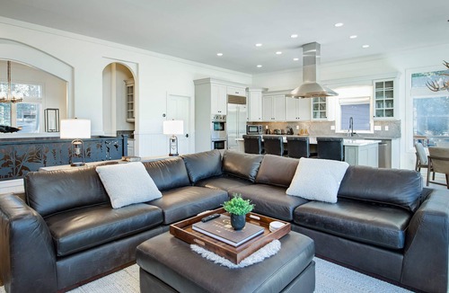 The Highlands House | Dyer Trail Long Stay: Spacious Home w/Mountain Views