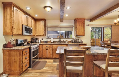 Big Bear Lake Cabin | Eagle Point Lodge #2080