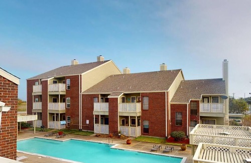 Galveston Apartment | East End Galveston 2-story/2-bedroom Townhome