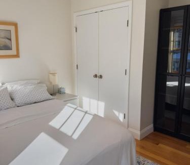 Mid-Cambridge House | Elegant Cambridge Room, Short Walk to Harvard