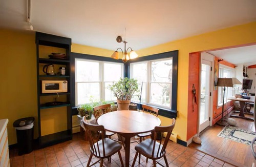 Block Island Cottage | Elysium Cottage 4 BR, 2 BA Pond Access & Kayak