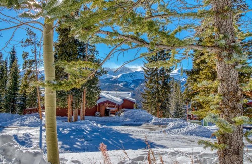 Woodmoor House | Emmett Overlook