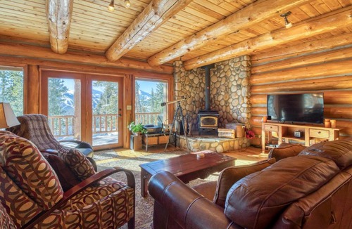 Woodmoor House | Emmett Overlook