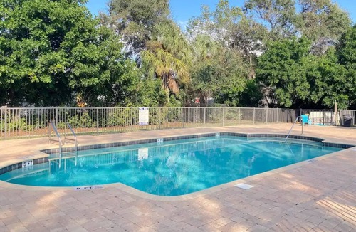 Clearwater Condo | Entire apartment 10 min from Clearwater Beach
