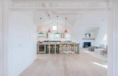 Quaise House | Exceptional Nantucket Retreat: Main House + Cottage