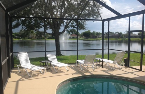 Beachwalk Isles Villa | Executive Villa With Pool And Lakeside Position Within Exclusive Gated Community