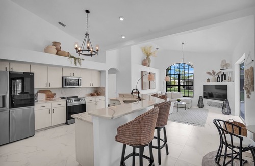 Port Charlotte House | Exquisite 4BR Villa - Heated Pool & Spa - Near Beach, Port Charlotte