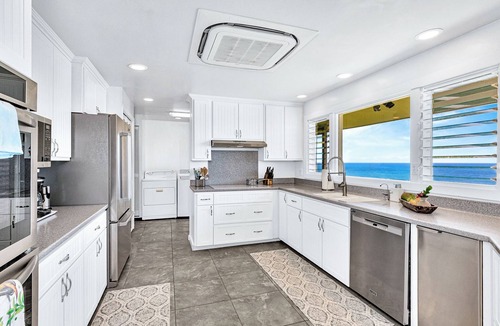 Paukaa House | EXTRAORDINARY Hale Kuikahi Oceanfront Retreat - fully airconditioned!