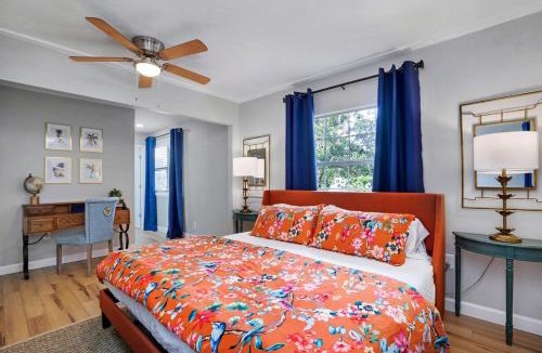 South Gate Ridge Apartment | Fabulous design, close to Siesta