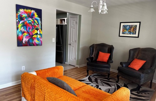 Simpsonville House | Fabulous Five Forks Residence near EVERYTHING!