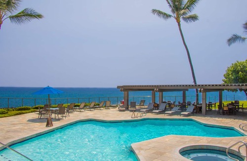 Keauhou Condo | Fabulous Kona oceanfront 6 bedrooms for 14!