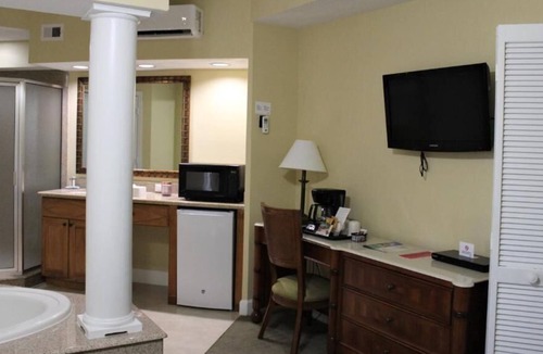 Florida Central Atlantic Coast Apartment | Fabulous Orlando Studio Minutes Away from Magic Kingdom and Universal Studios