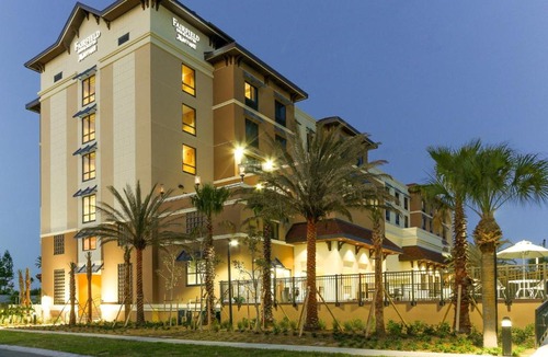 Bay Esplanade Hotel | Fairfield Inn & Suites by Marriott Clearwater Beach