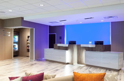 Bay Esplanade Hotel | Fairfield Inn & Suites by Marriott Clearwater Beach