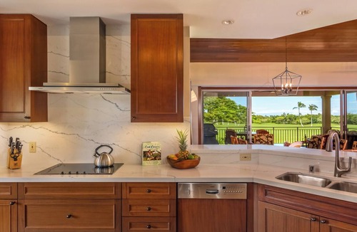 Kaupulehu Condo | Fairway Villa 120A: Charming w/Shared Pool, AC, 2 Golf Carts & Lanai Ocean Views