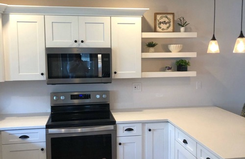 Little River House | 💗☀️🌊Family Fun In The Sun🌊☀️💗 - 3 BR, 3.5 BA & Pet Friendly Townhouse