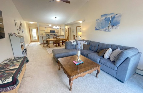 Carroll Condo | Family Paradise: White Mountains Summer Retreat