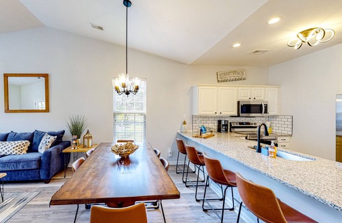 Sunset Beach Condo | Family Tides- Sandpiper Bay: Shared pool