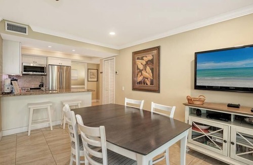 Siesta Key House | Firethorn 111 - 2 Bedroom Condo with Private Beach with lounge chairs & umbrella provided, 2 Pool.