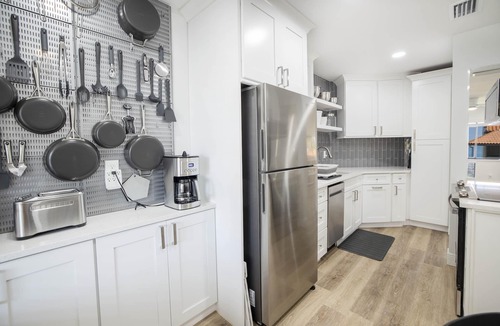 Tierra Verde Condo | Five star Remodel On Bay, Close to Beach, Discount for Monthly stays