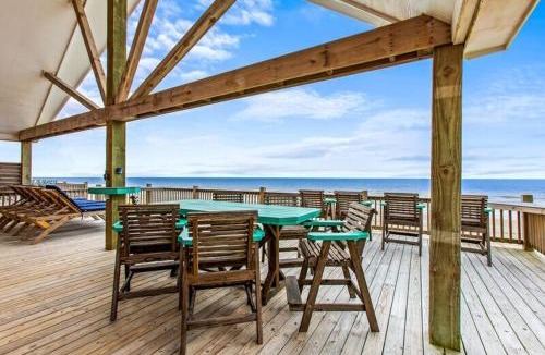 Port Bolivar House | Flamingo - A Large 5BD Beachfront, Hot Tub with Indoor and Outdoor Entertainment