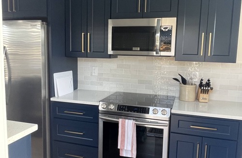 Englewood House | FLASH SALE - just steps to beach. 2BR/1BA.Dogs welcome! Perfect ratings.