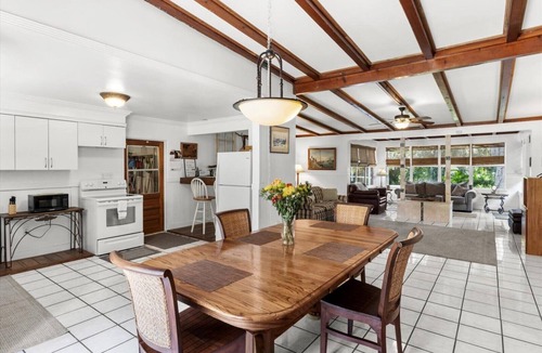 Crystal River House | Flexible Policies- Coral House!, with private pool! Steps away from Kings Bay