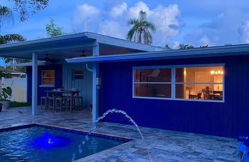 Bradenton House | Florida Oasis- Beautiful home sleeps 6 HEATED POOL-NEWLY RENOVATED